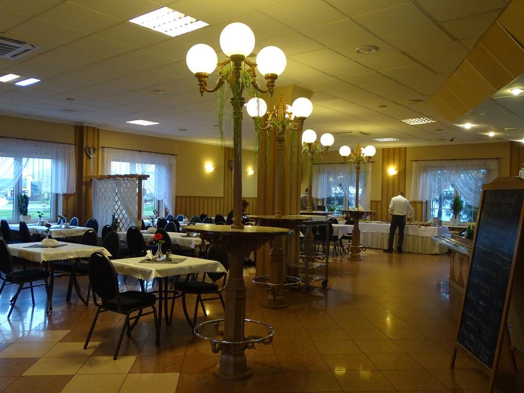 Motel 2000 Stęszew Exterior foto